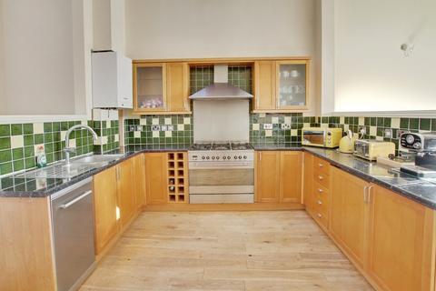 3 bedroom terraced house for sale, Victoria Road, Wisbech PE13
