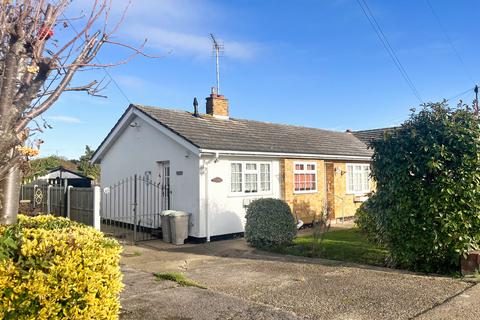 2 bedroom semi-detached bungalow for sale, Westwood Gardens, Benfleet SS7
