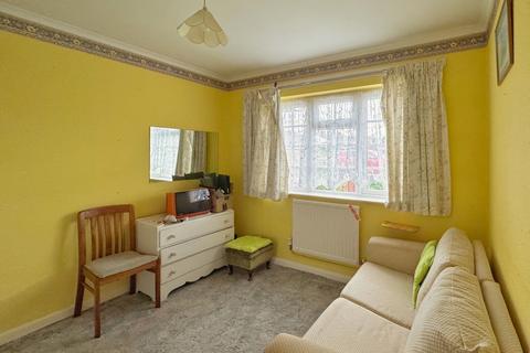 2 bedroom semi-detached bungalow for sale, Westwood Gardens, Benfleet SS7