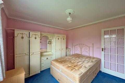 2 bedroom semi-detached bungalow for sale, Westwood Gardens, Benfleet SS7