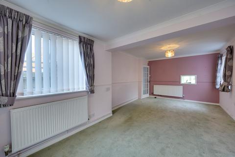 3 bedroom detached bungalow for sale, St. Georges Road, Felixstowe IP11
