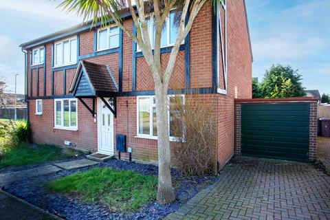 3 bedroom semi-detached house for sale, Reedland Way, Felixstowe IP11