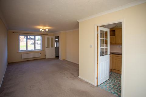 3 bedroom semi-detached house for sale, Reedland Way, Felixstowe IP11