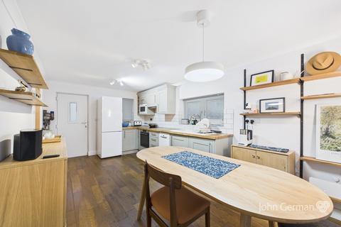 2 bedroom detached house for sale, Painters Lane, Ednaston