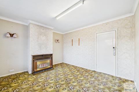 3 bedroom semi-detached house for sale, Beauvale Crescent, Hucknall