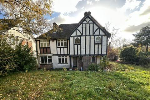 undefined, 30 Wyvern Road, Purley, Surrey, CR8 2NP