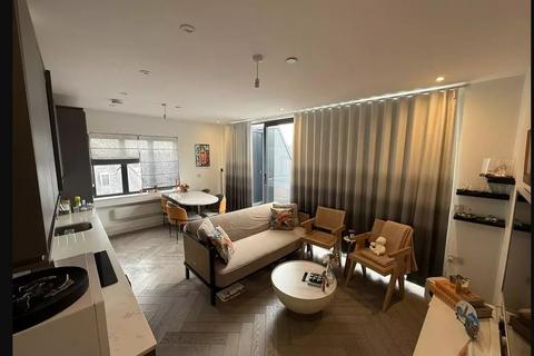 undefined, Verona Apartments