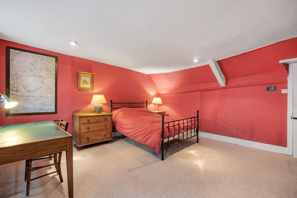 Bedroom 1 (2)