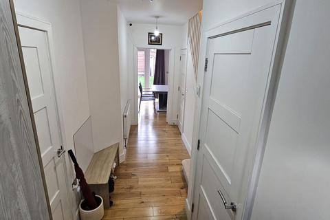 undefined, London, UB1 2JJ