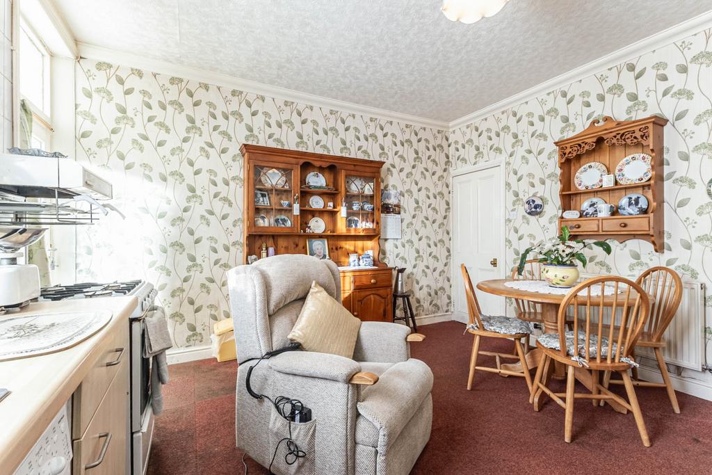 Dining / Kitchen