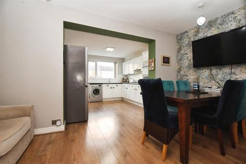 undefined, Northfield Avenue, Hessle