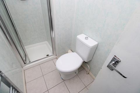 2 bedroom flat to rent, Dean Street, Blackpool