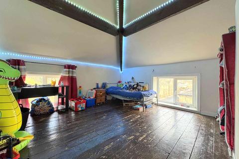 undefined, Dean Street, Greetland HX4