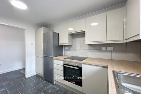 undefined, Neve Gardens, Bury St. Edmunds IP28