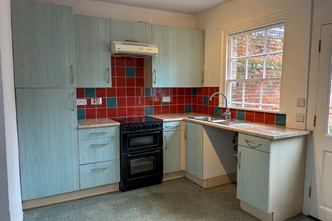 3 bedroom terraced house to rent, Church Lane, Newmarket CB8