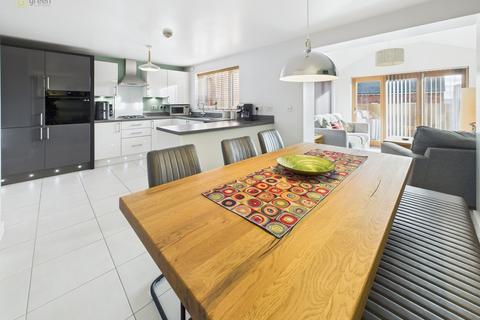 undefined, Meadow Way, Tamworth B79