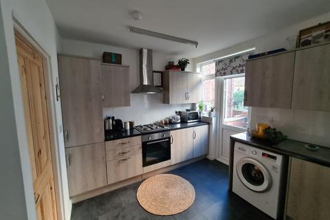 3 bedroom end of terrace house for sale, Netley Road, Ilford IG2