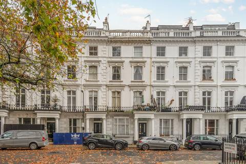 2 bedroom flat to rent, Westbourne Gardens, Notting Hill, London, W2