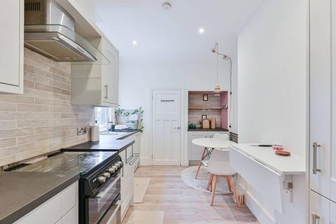 1 bedroom flat for sale, Danbrook Road, Streatham Common, London, SW16