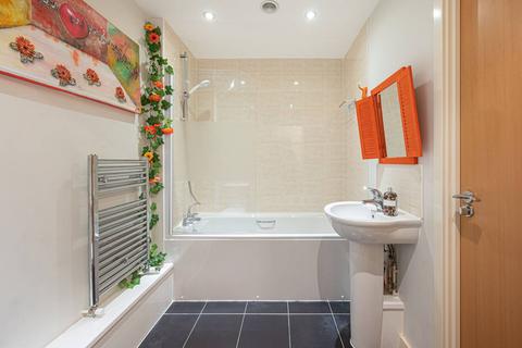 undefined, Needleman Close, Barnet, London, NW9