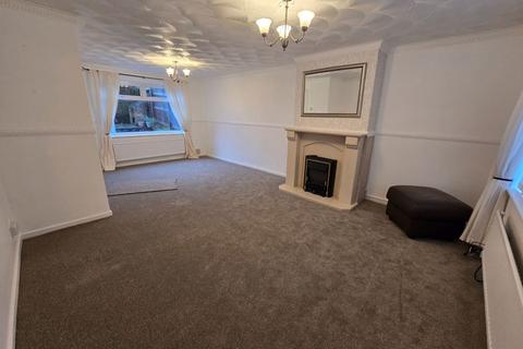 3 bedroom terraced house to rent, St. Teilos Road, Abergavenny