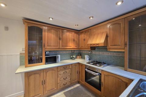 3 bedroom terraced house to rent, St. Teilos Road, Abergavenny