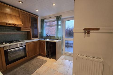3 bedroom terraced house to rent, St. Teilos Road, Abergavenny