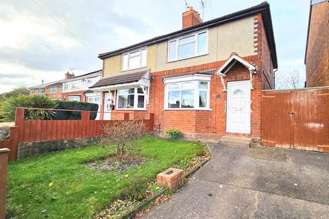 3 bedroom semi-detached house to rent, Warstones Crescent, Wolverhampton
