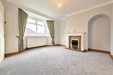 3 bedroom semi-detached house to rent, Warstones Crescent, Wolverhampton
