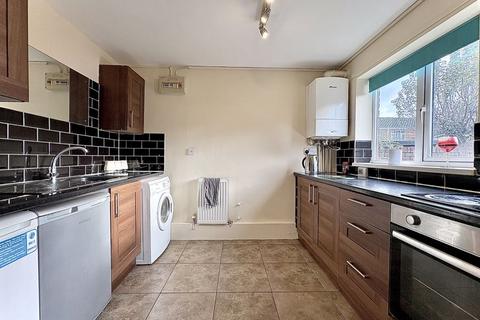 undefined, Warren Close, Tipton, DY4 9PG