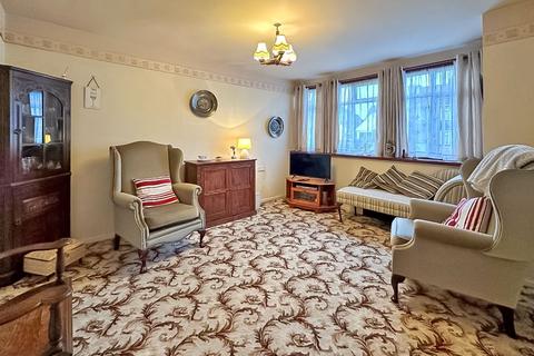 undefined, Lea View, Willenhall