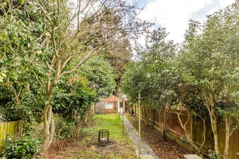 undefined, Huxley Gardens, Hanger Hill, London, NW10