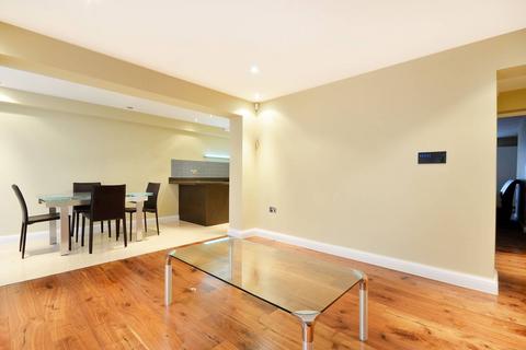 2 bedroom flat for sale, Gloucester Mews, Bayswater, London, W2