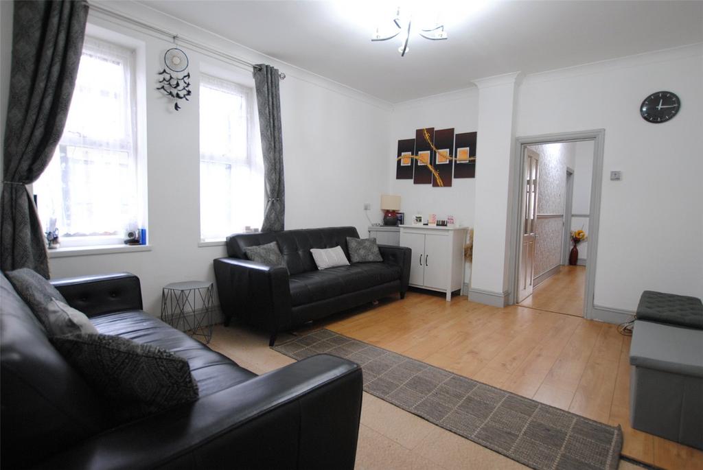 Sitting/Dining Room