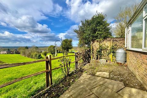 undefined, Eastwell Meadows, Tenterden