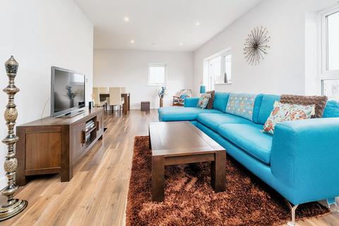 undefined, Bournebrook Grove, Romford, RM7