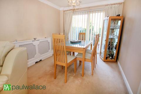 3 bedroom semi-detached house for sale, Perrysfield Road, Cheshunt