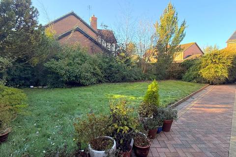 5 bedroom detached house for sale, Paxton Crescent, Shenley Lodge, Milton Keynes