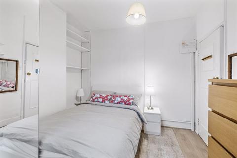 1 bedroom flat to rent, Eustace Road, Fulham, London