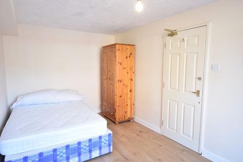 undefined, Nightingale Shott, Egham TW20 9SU