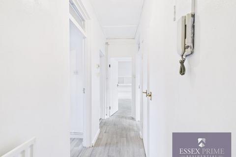 2 bedroom apartment for sale, Two bedroom Apartment Flowersmead Upper Tooting Park SW17
