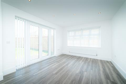 4 bedroom detached house to rent, Cage Gardens, Hersden, Canterbury, Kent, CT3