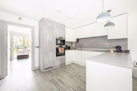 3 bedroom semi-detached house for sale, Saffron Grove, Crowborough
