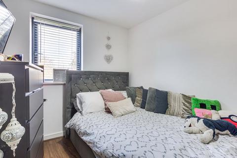 2 bedroom apartment for sale, Waterstone Way, Greenhithe DA9