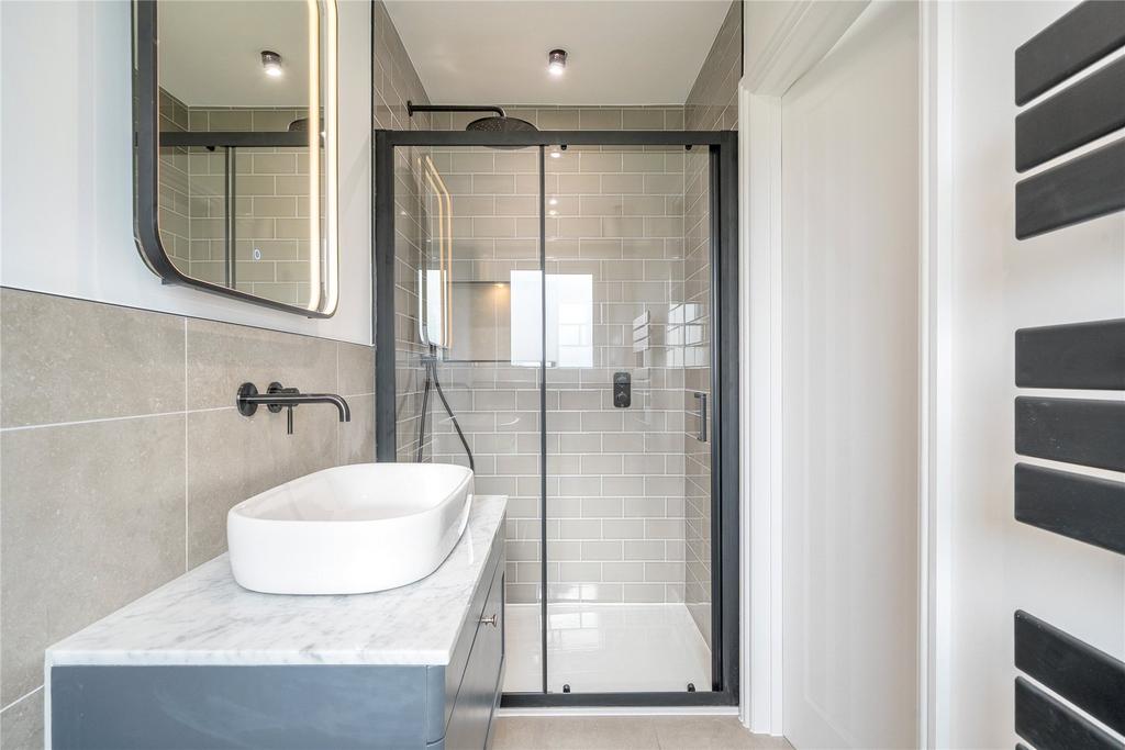 En Suite 1
