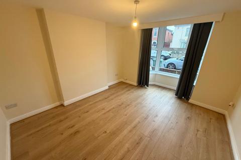 undefined, Padwell Road, Southampton SO14