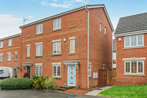4 bedroom semi-detached house for sale, Millers Croft, Castleford, West Yorkshire