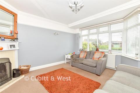 4 bedroom semi-detached house for sale, Henry Avenue, Rustington BN16