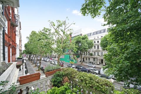 3 bedroom flat for sale, Queen'S Gate, South Kensington SW7