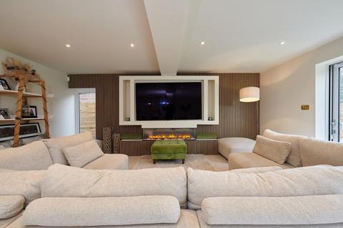 4 bedroom detached house for sale, Hale Barns WA15